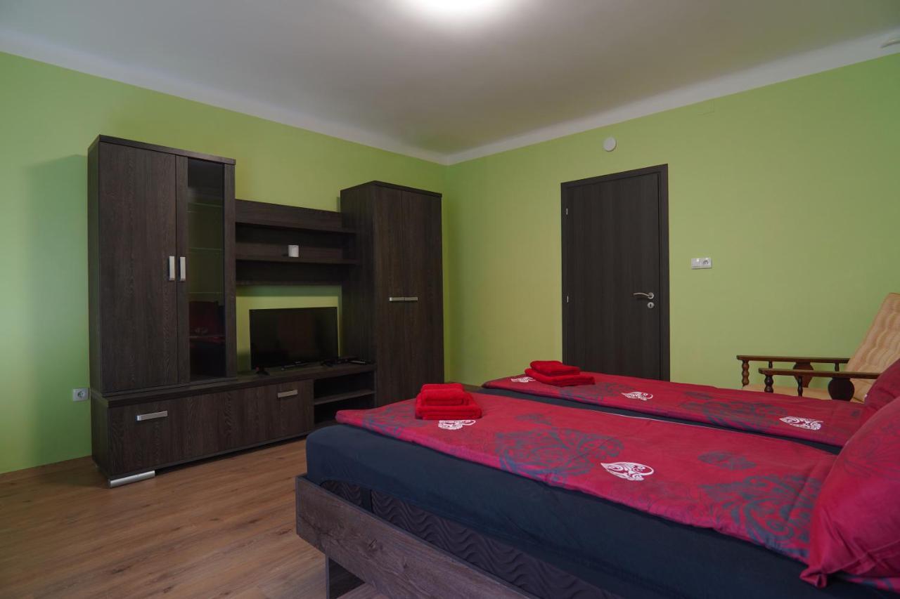 Lia Apartman 佩奇 外观 照片